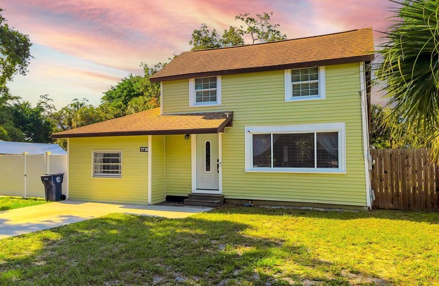 Home Away from Home: Cozy Two Story Beach Cottage