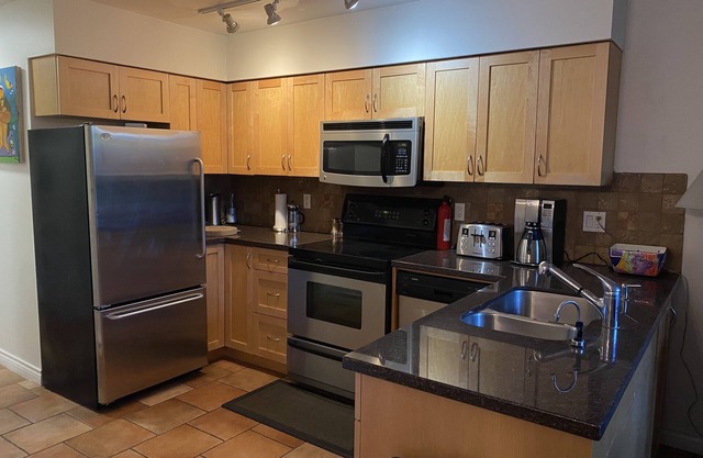 Home away from home in the heart of Kitsilano