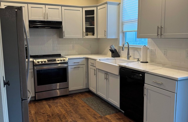 HOME AWAY FROM HOME - just minutes from downtown