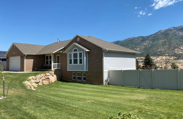 Home away from home- 25 min to airport/downtown SLC