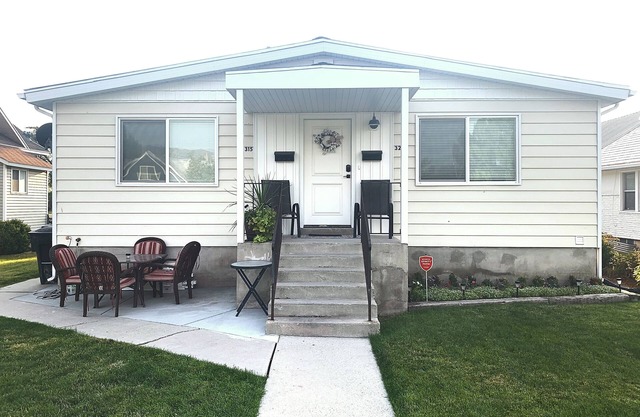 ★Home away from Home ★