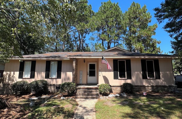 Home columbia, Near ft Jackson