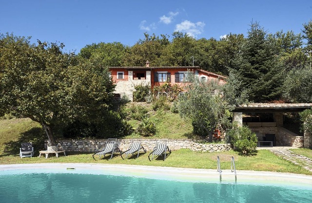 Casa de vacaciones con piscina cerca de Spoleto, Norcia y Asís