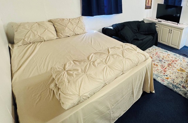 Home in Christmas valley Charming 1-bedroom cottage in Christmas valley,AC,WiFi