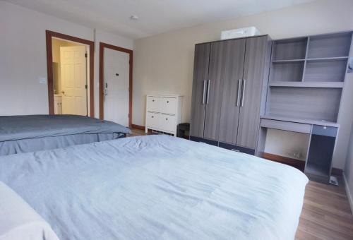 Home Inn Calgary Dalhousie