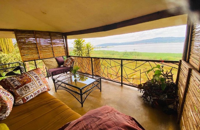 Home On The Nile Ernest Hemingway Suite