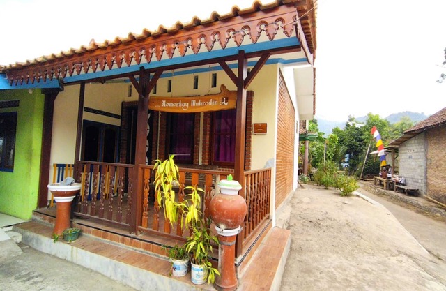 Home Stay Muhrodin
