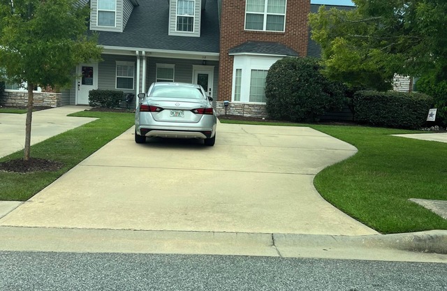Home Sweet Home 3/2 Townhome Close to Downtown Thomasville