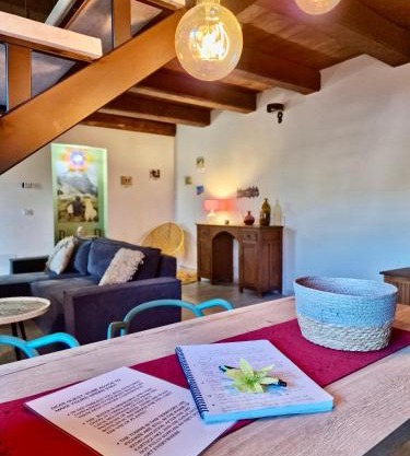 Home Sweet Olivia by TraMonti Apartments