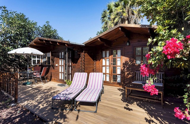 Home2Book Comfy Cottage Hibiscus, Peace Retreat