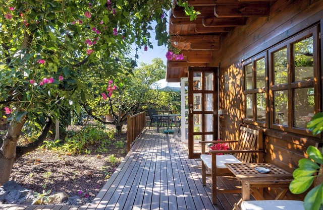 Home2Book Cozy Cottage Bougainville, Peace Retreat