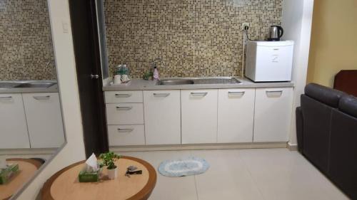 Home2Stay at Marina Island