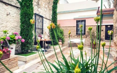 Home4U Κερατέα apt3, just 17Km from airport