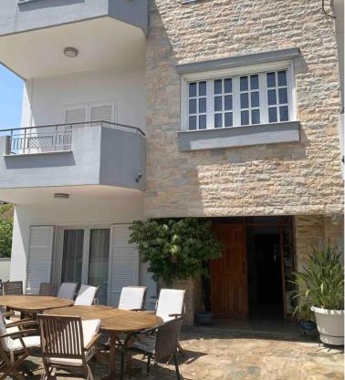 Home4U, just 7km from airport