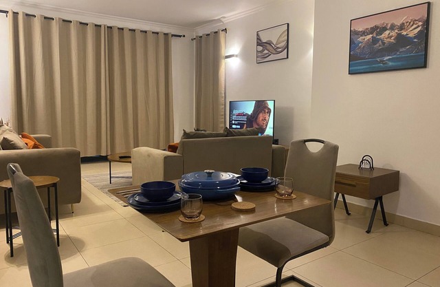 Homely 2-bedroom, Victoria Place