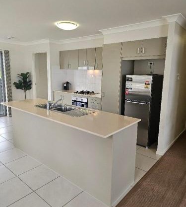 Homely Unit Next to North Lakes