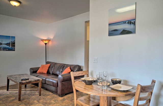 Homer Hideaway on Fritz ‘Creekside’ - Pets Welcome