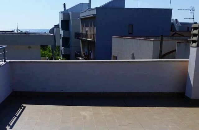 Homerez - ¡A 300 m de la playa! Apartamento para 6 pers. en Marina di Ginosa