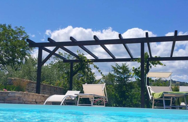 Homerez - Appartement for 2 ppl. with shared pool at Montalto delle Marche