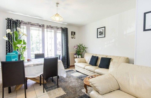 Homerez - Espectacular apartamento a 16 km de la playa para 6 pers. en Caen