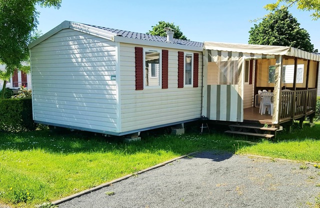 Homerez - Bungaló para 6 pers. con piscina compartida y terraza en Litteau