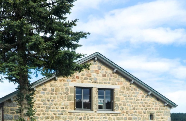 Homerez - Amazing house for 14 ppl. with balcony at Chanaleilles