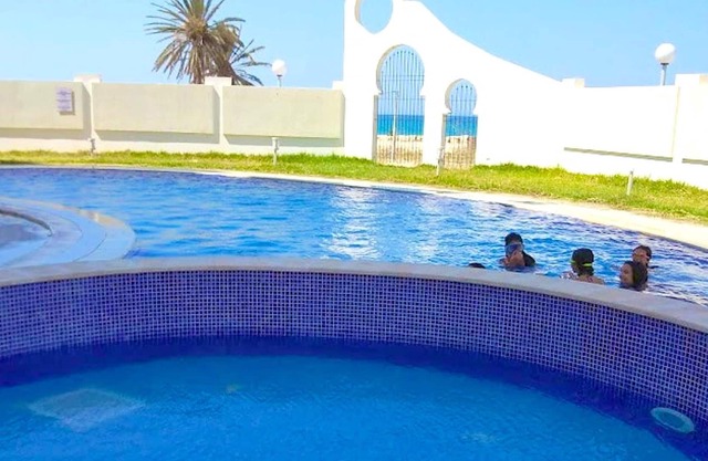 Homerez - Apartamento para 4 pers. con piscina compartida y balcón en Hergla