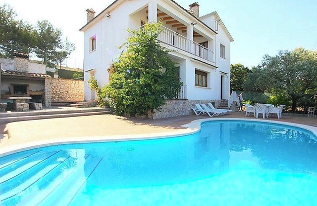 Homerez - Apartamento en Canyelles con piscina