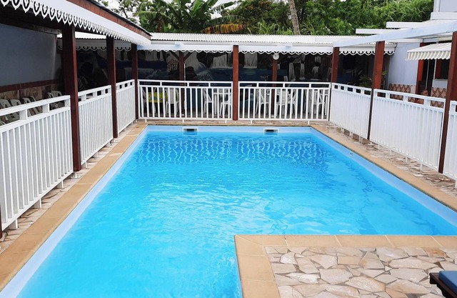 Homerez - Apartamento en Sainte-Marie, piscina