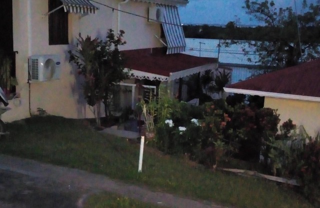Homerez - Apartamento - Vista al mar en Goyave