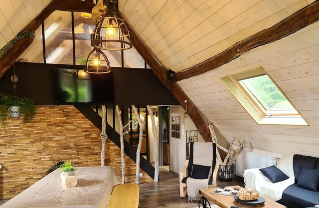 Homerez - Apartamento a 5 km de las pistas para 7 pers. con sauna, jacuzzi y spa