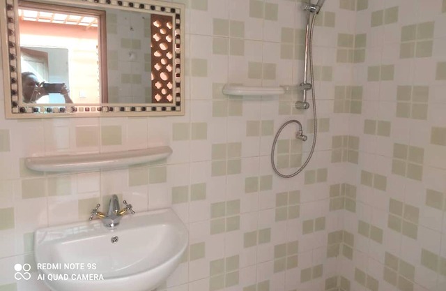 Homerez - Apartamento para 4 pers. con piscina compartida y jardín en Porto-Novo