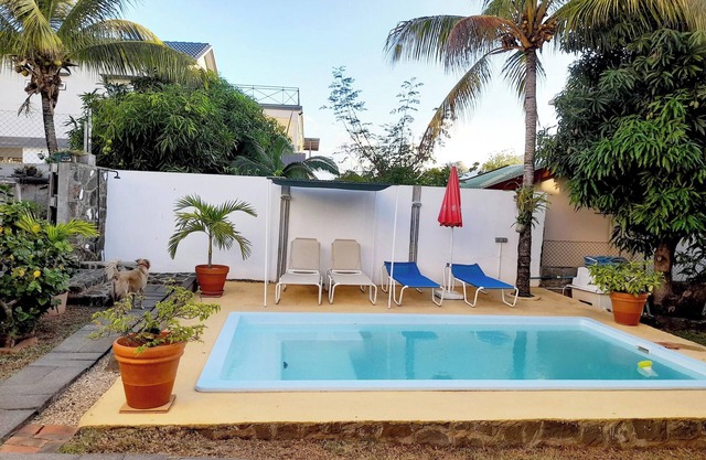 Homerez - Apto en Flic en Flac con piscina