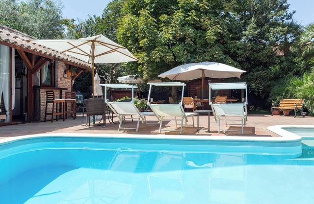 Homerez - Apto en Ragalna con piscina
