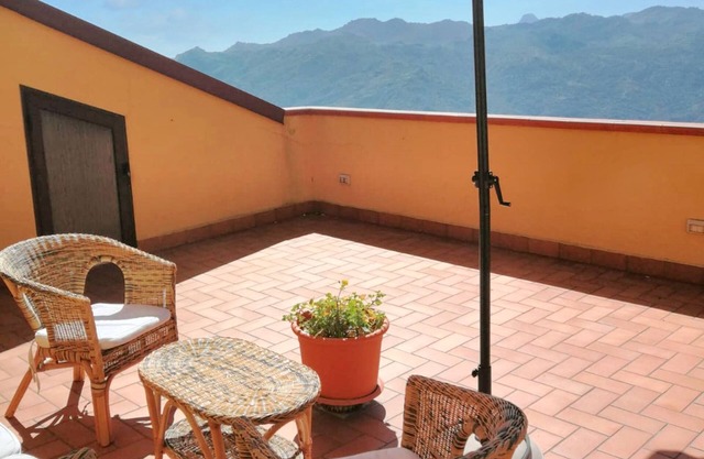 Homerez - Apto en Casalvecchio Siculo, vista montaña