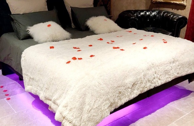 Homerez - Bonito estudio para 2 pers. con jacuzzi en Saint-Zacharie