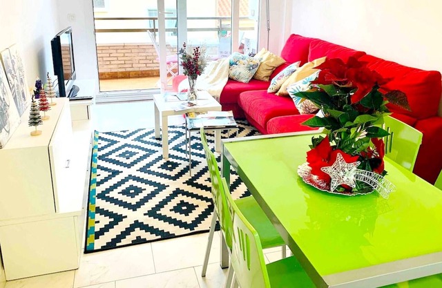 Homerez - Apartamento a 500 m de la playa para 4 pers. con balcón en Santoña