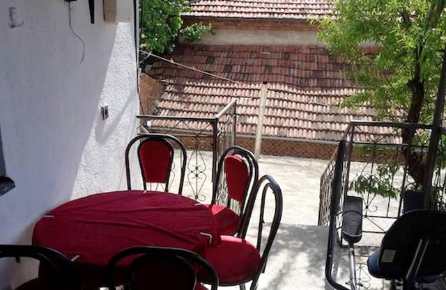 Homerez - Bonito apartamento para 4 pers. con terraza y balcón en Prilep