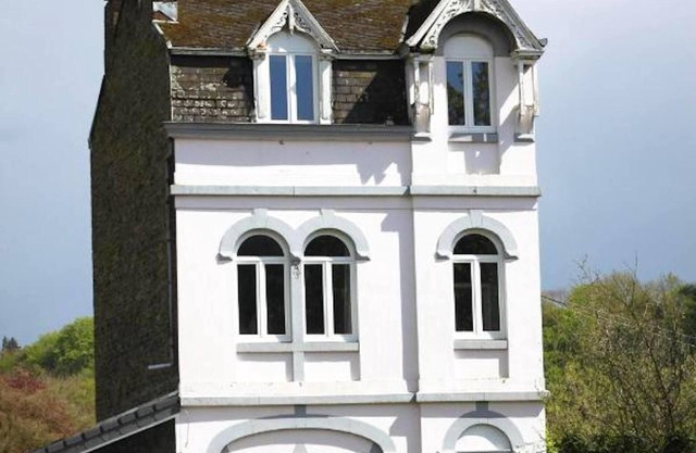 Homerez - Big house for 10 ppl. with terrace at Sprimont