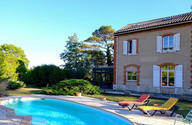 Homerez - Grande villa para 15 pers. con piscina y terraza en Pontevès
