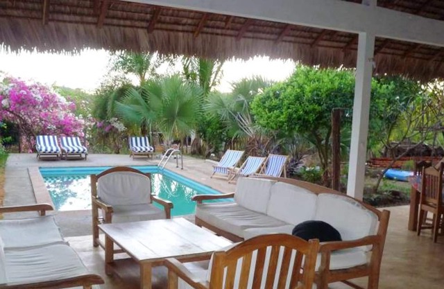 Homerez - Bungaló para 4 pers. con piscina compartida y jardín en Andilana