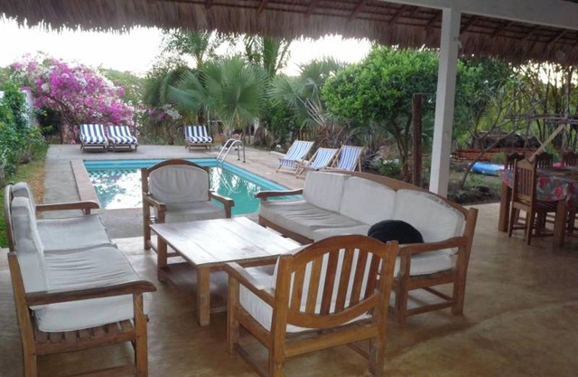 Homerez - Bungalow en Andilana, piscina y vista al mar