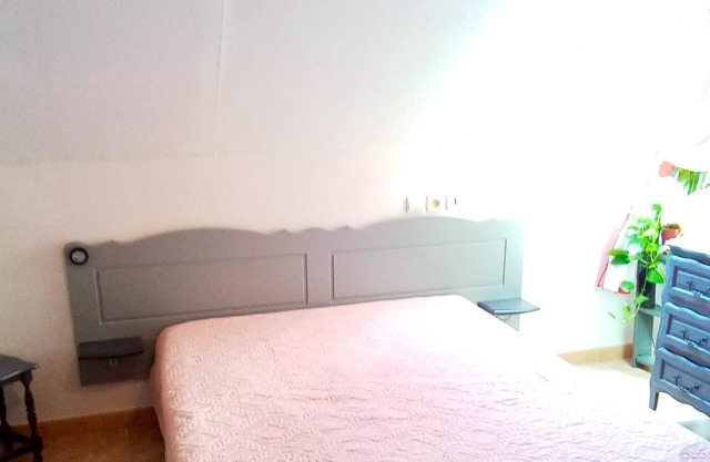Homerez - Chalet for 4 ppl. with terrace and balcony at La Salvetat-sur-Agout