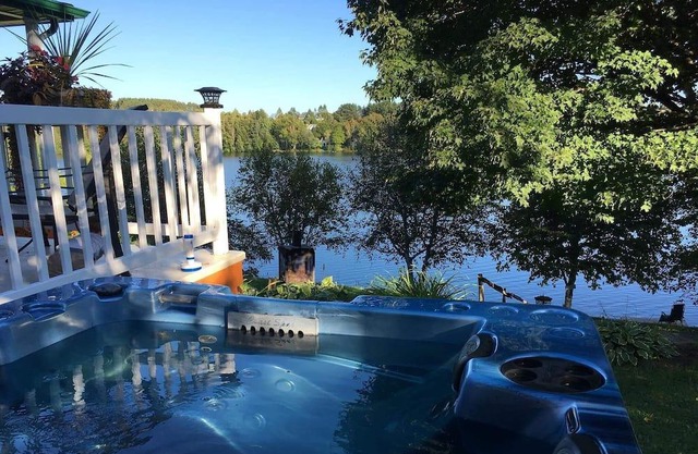 Homerez - Chalet a la montaña para 6 pers. con jacuzzi y spa en Sainte-Thècle