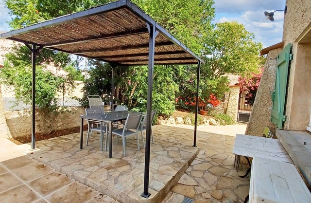Homerez - Apartamento encantador en Vias, 50 m² + Jardín