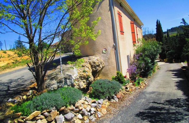 Homerez - Casa rural encantadora en Tournissan con gran jardín