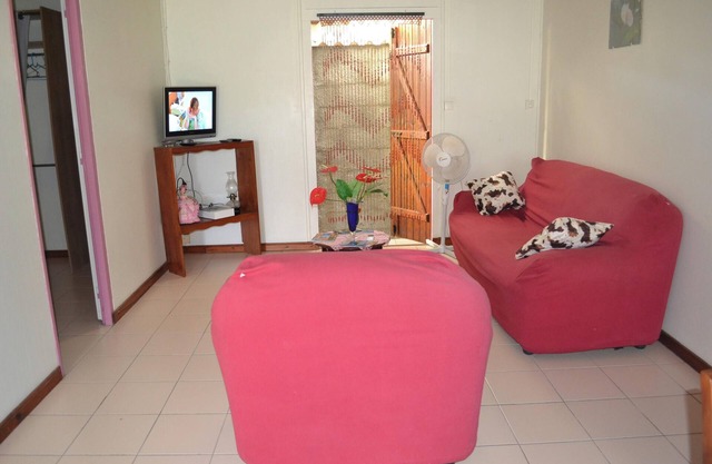 Homerez - Casa encantadora en Morne-À-l'Eau, terraza