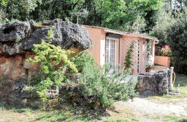Homerez - Casa encantadora en Montauroux con jacuzzi y vistas