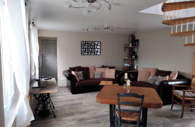 Homerez - Acogedora Casa en Petit-Caux con Jardín
