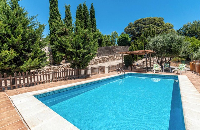 Homerez - Casa encantadora en Montefrío con piscina privada